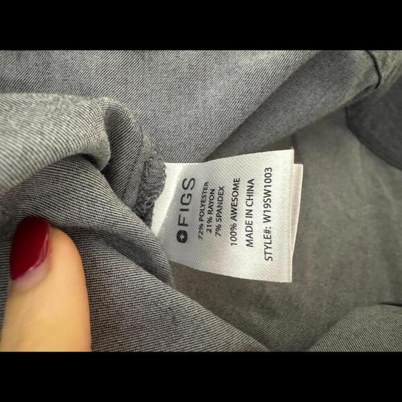 Figs Scrub Top Button Down - Graphite - Size Small - Picture 4 of 5